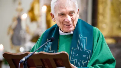 „Chodíval jsem podél lukovského potoka ke škole jako Jan Bula. A tam se mi začal před očima odvíjet jeho příběh.“ 